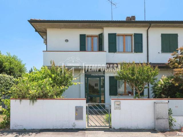 Villa Indipendente in vendita a Unione dei comuni della Bassa Romagna, Lugo