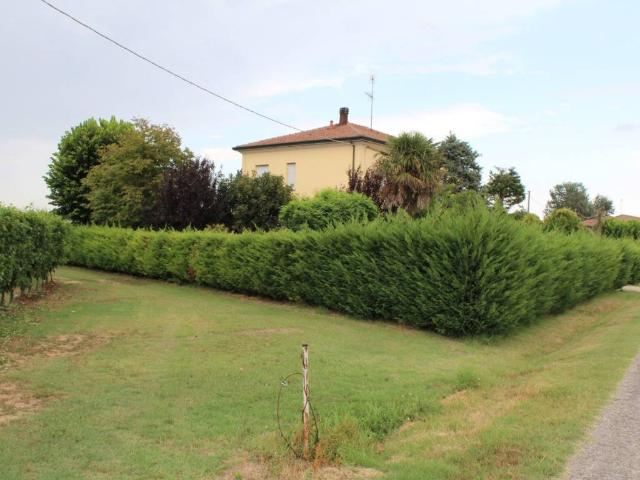 Villa Indipendente in vendita a Unione dei comuni della Bassa Romagna, Lugo