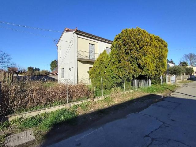 Villa Indipendente in vendita a Unione dei comuni della Bassa Romagna, Lugo