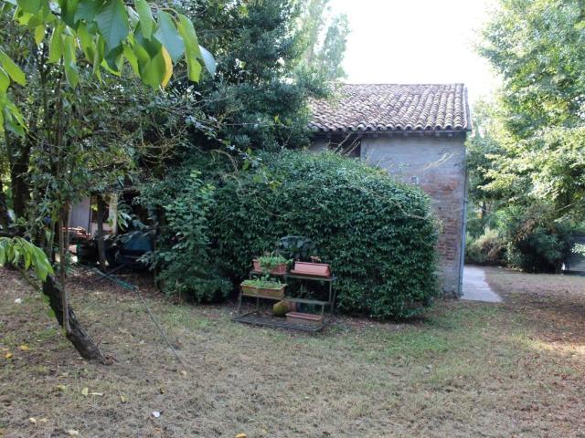 Villa Indipendente in vendita a Bizzuno, Lugo