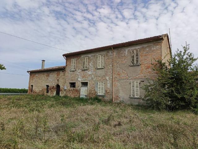 Villa Indipendente in vendita a Unione dei comuni della Bassa Romagna, Lugo