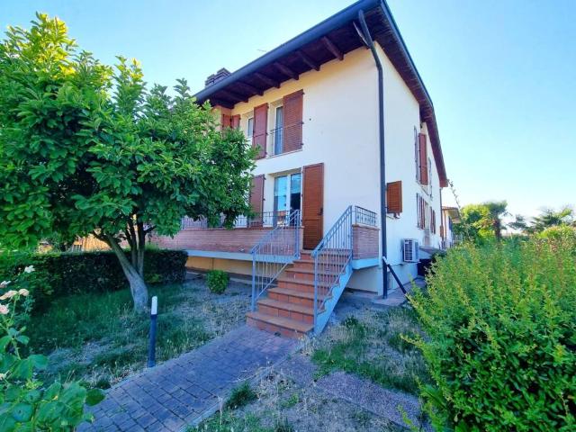 Villa Indipendente in vendita a Unione dei comuni della Bassa Romagna, Lugo