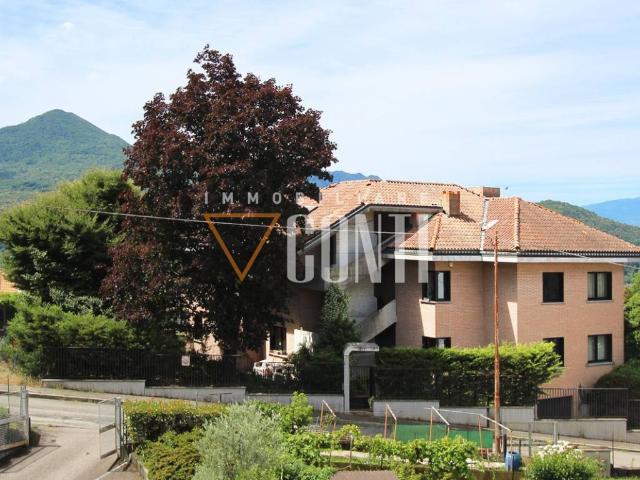 Villa Indipendente in vendita a Comunità Montana Valli del Verbano, Luino