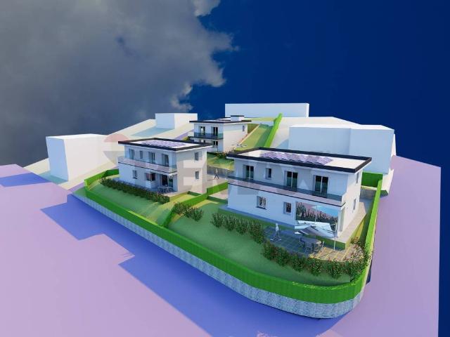 Villa Indipendente in vendita a Comunità Montana Valli del Verbano, Luino