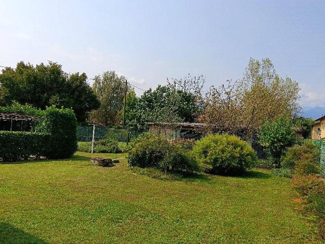 Villa Indipendente in vendita a Comunità Montana Valli del Verbano, Luino