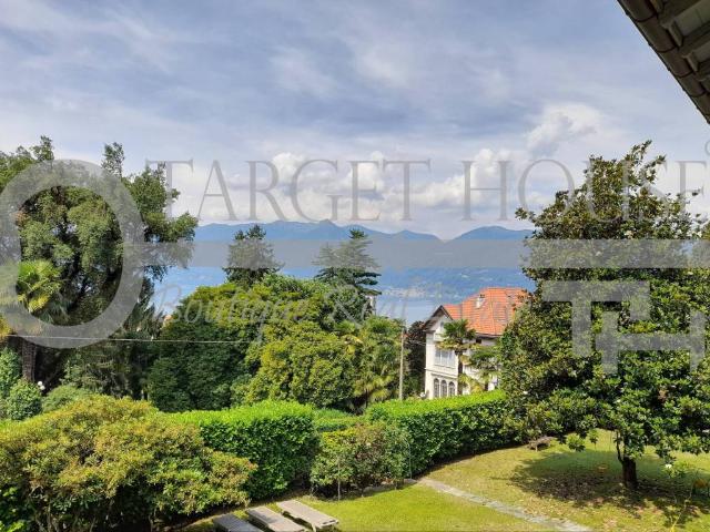 Villa Indipendente in vendita a Comunità Montana Valli del Verbano, Luino