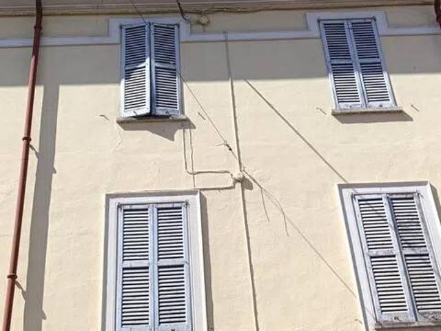 Villa Indipendente in vendita a Comunità Montana Valli del Verbano, Luino