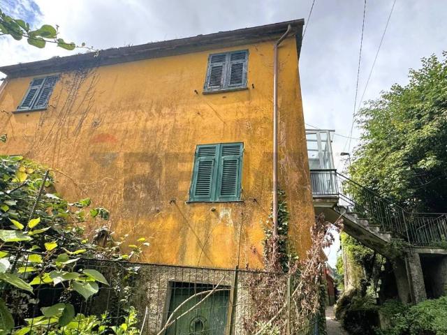 Villa Indipendente in vendita a Lumarzo