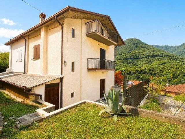 Villa Indipendente in vendita a Villaggio Gnutti, Lumezzane