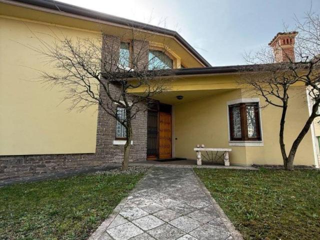Villa Indipendente in vendita a Comunità montana della valle Trompia, Lumezzane