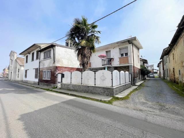 Villa Indipendente in vendita a Lungavilla, Lombardia