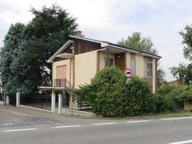 Villa Indipendente in vendita a Lungavilla, Lombardia