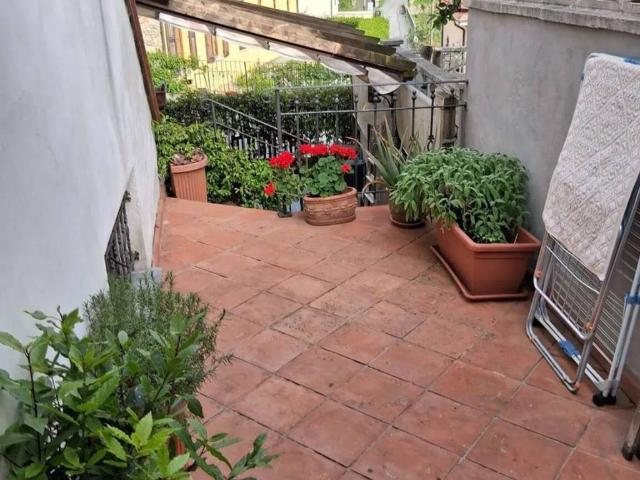 Villa Indipendente in vendita a L'Annunziata, Luni