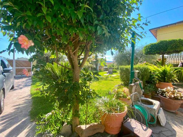 Villa Indipendente in vendita a Luni, Liguria