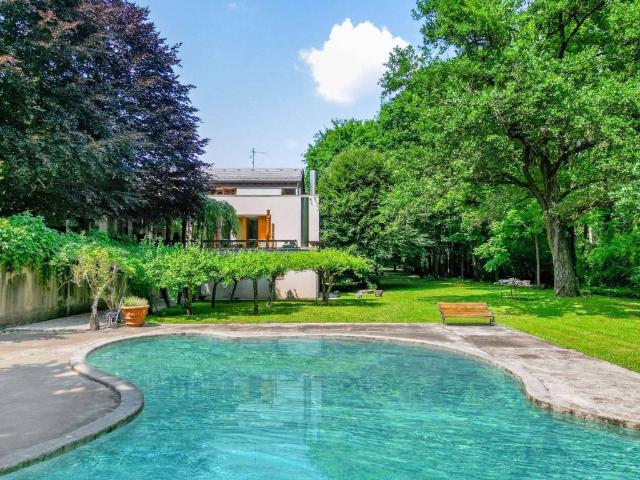Villa Indipendente in vendita a Lurago Marinone, Como