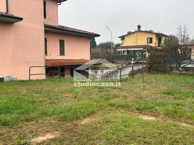 Villa Indipendente in vendita a Lurano, Lombardia