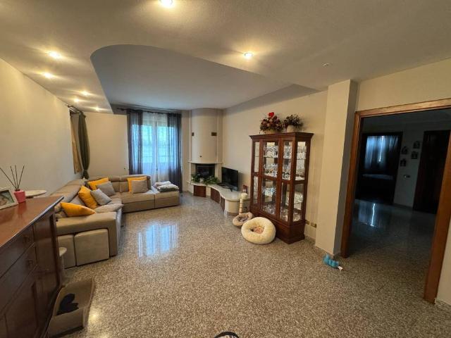 Villa Indipendente in vendita a Lurano, Lombardia
