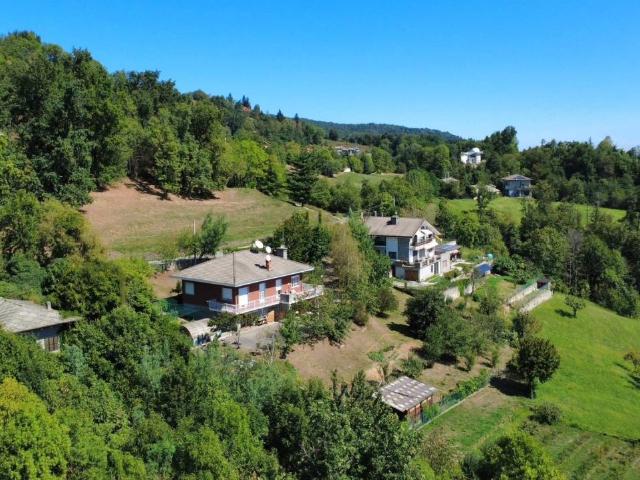 Villa Indipendente in vendita a Colletto, Piemonte