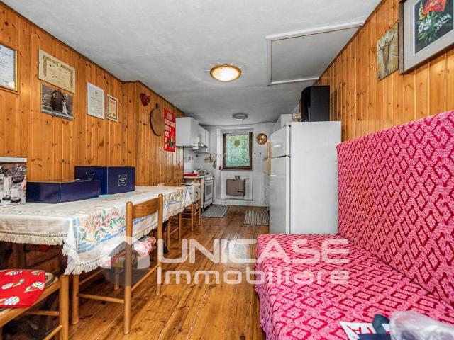 Villa Indipendente in vendita a Colletto, Piemonte