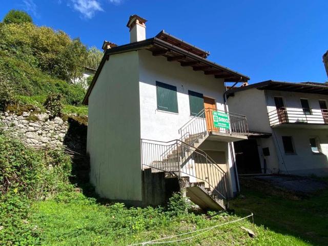 Villa Indipendente in vendita a Bardo, Friuli-Venezia Giulia