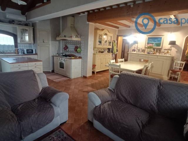 Villa Indipendente in vendita a Lusia, Veneto