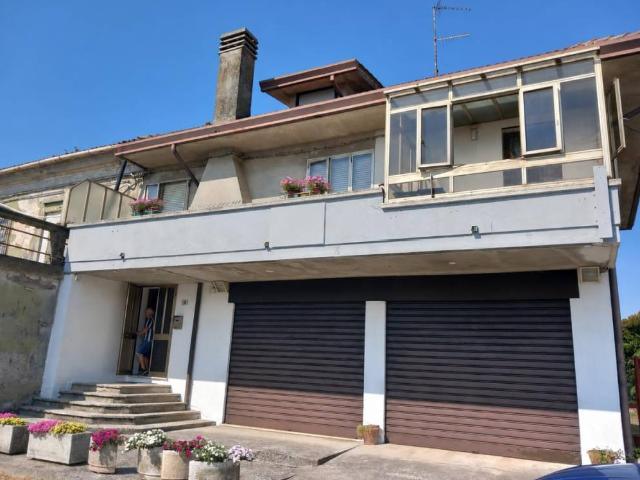 Villa Indipendente in vendita a Lusia, Rovigo