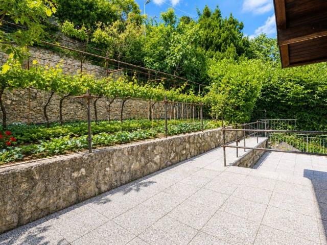 Villa Indipendente in vendita a Lusiana Conco, Lusiana