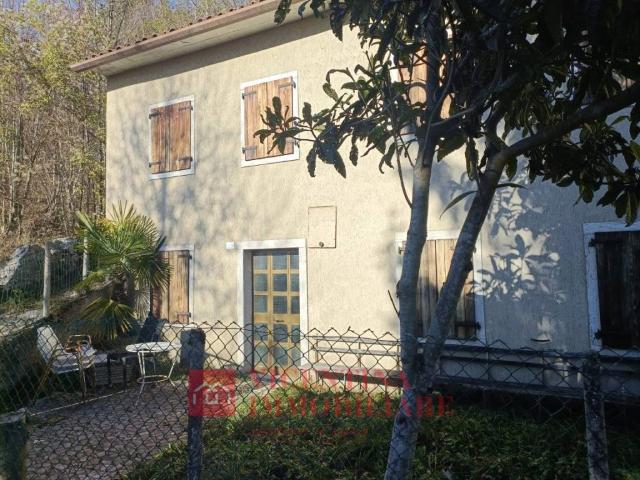 Villa Indipendente in vendita a Lusiana Conco, Veneto