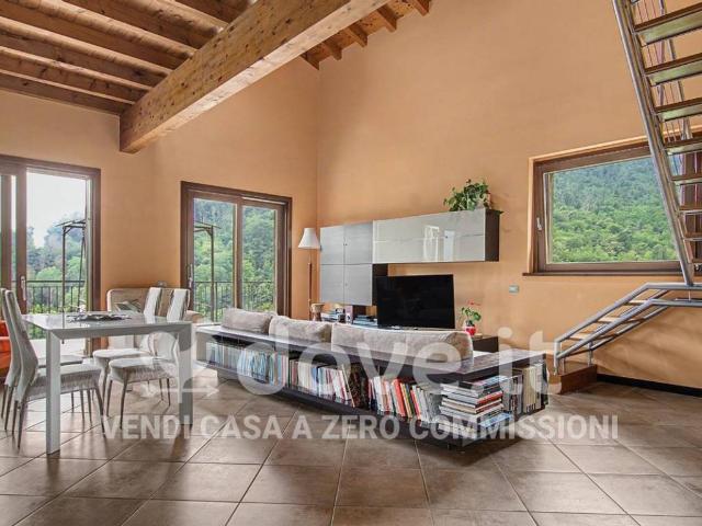 Villa Indipendente in vendita a Luzzana, Lombardia