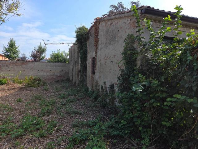 Villa Indipendente in vendita a Bassa Reggiana, Re