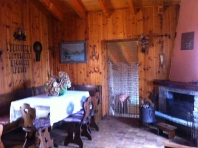 Villa Indipendente in vendita a Comunità Montana Valli del Verbano, Maccagno