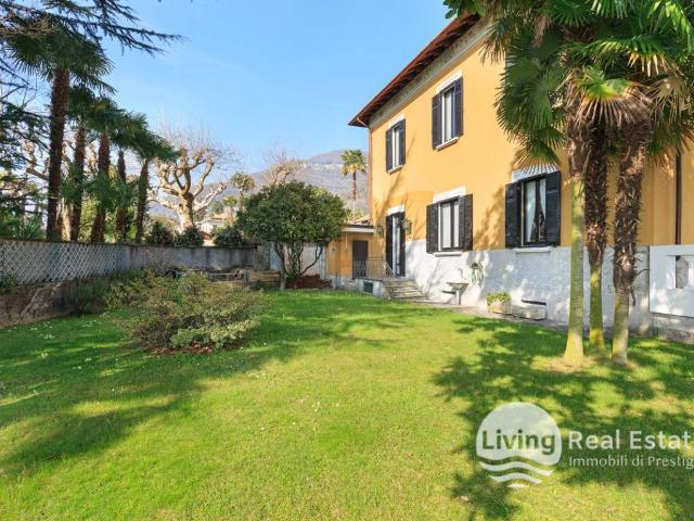 Villa Indipendente in vendita a Comunità Montana Valli del Verbano, Maccagno