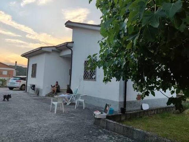 Villa Indipendente in vendita a Macchia D'isernia, Molise