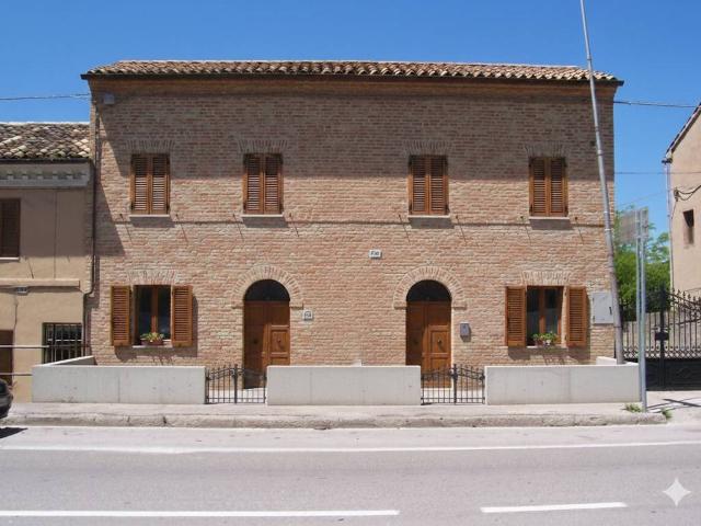Villa Indipendente in vendita a Marche, Macerata