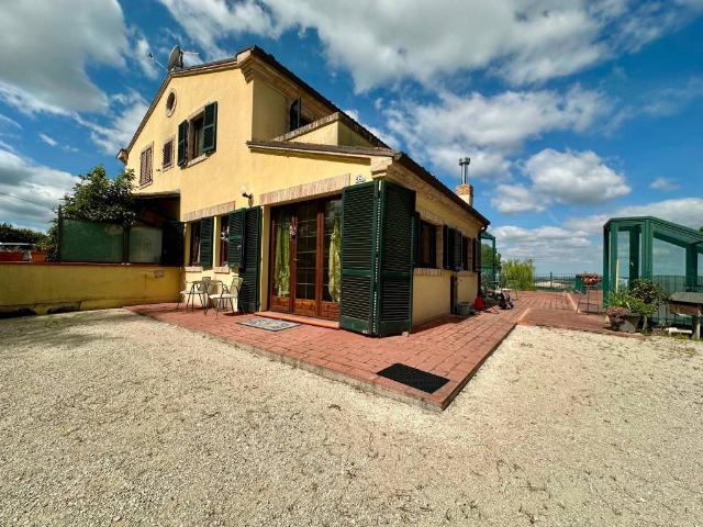 Villa Indipendente in vendita a Colleverde, Marche