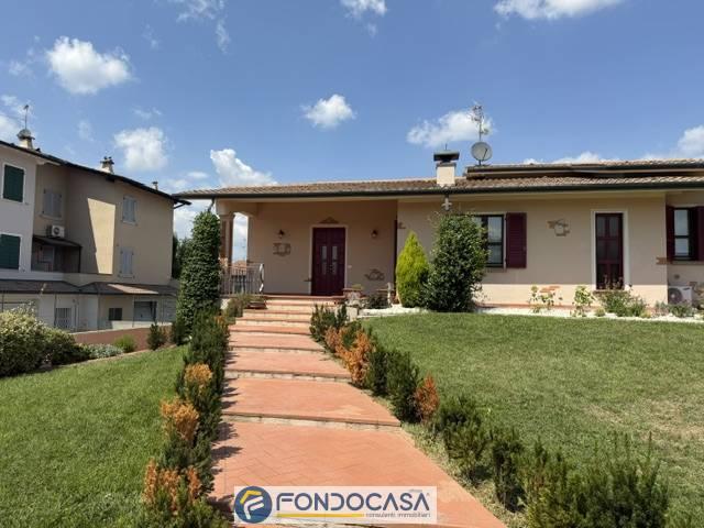 Villa Indipendente in vendita a Maclodio, Brescia