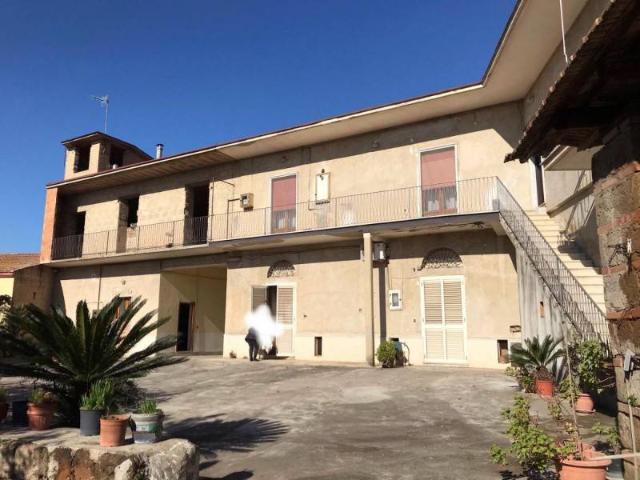 Villa Indipendente in vendita a Maddaloni, Campania