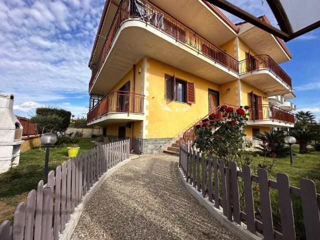 Villa Indipendente in vendita a Maddaloni, Caserta