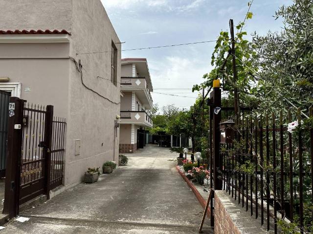 Villa Indipendente in vendita a Maddaloni, Campania