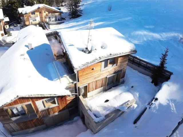 Villa Indipendente in vendita a Casa Pilati, Madesimo