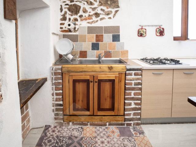 Villa Indipendente in vendita a Località Fornaci, Maggiora