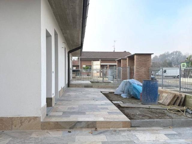 Villa Indipendente in vendita a Magherno, Lombardia