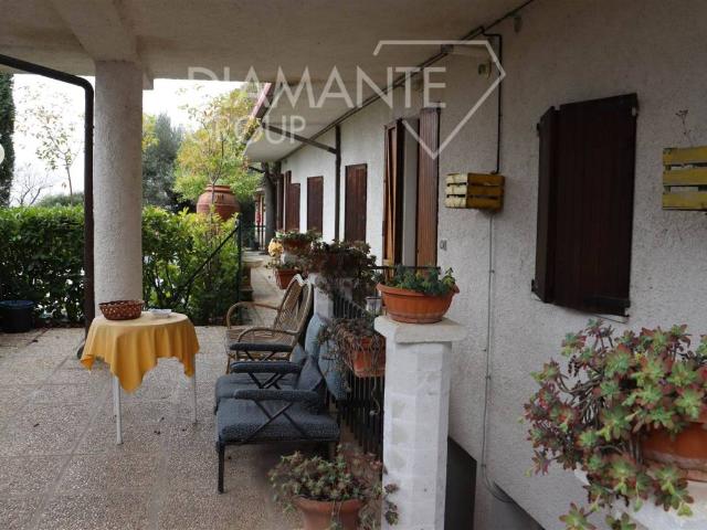 Villa Indipendente in vendita a Magione, Umbria