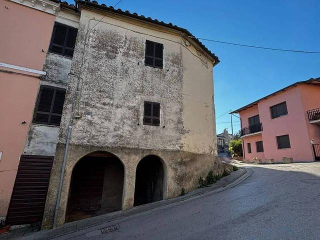 Villa Indipendente in vendita a Magione, Umbria