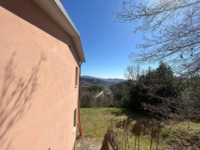 Villa Indipendente in vendita a Magione, Umbria