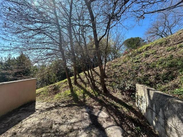 Villa Indipendente in vendita a Magione, Umbria
