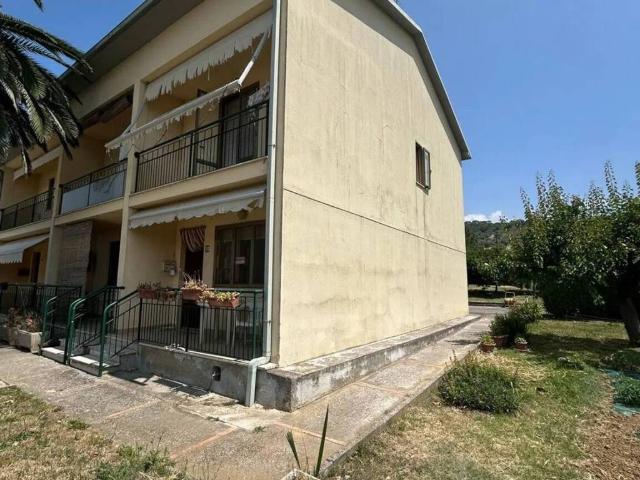 Villa Indipendente in vendita a Magione, Umbria