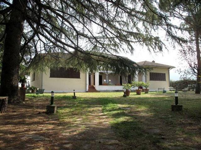 Villa Indipendente in vendita a Casenuove, Magione