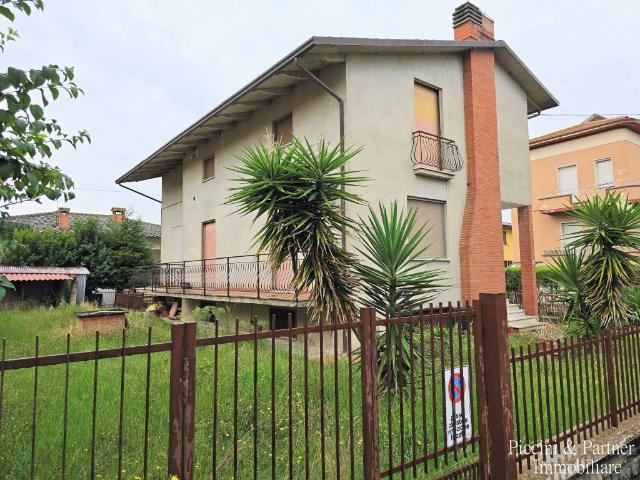 Villa Indipendente in vendita a Sant'Arcangelo, Magione