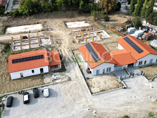 Villa Indipendente in vendita a Piemonte, Cuneo